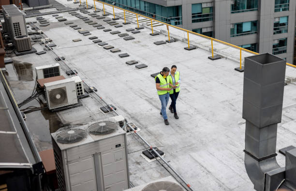 Best Flat Roofing  in Lakewood Clu, MI
